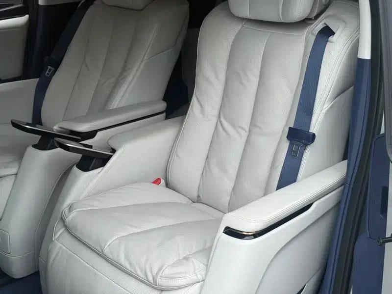 Century 2025 2.0T 7-Seat Luxury Edition — миниатюра 22