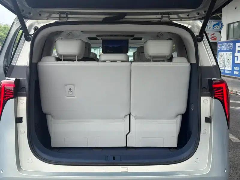 Century 2025 2.0T 7-Seat Luxury Edition — миниатюра 24