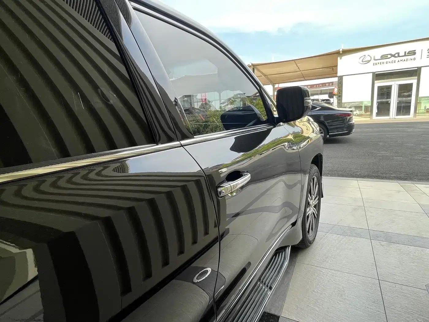 2015 Lexus LX570 Middle East Edition — миниатюра 8