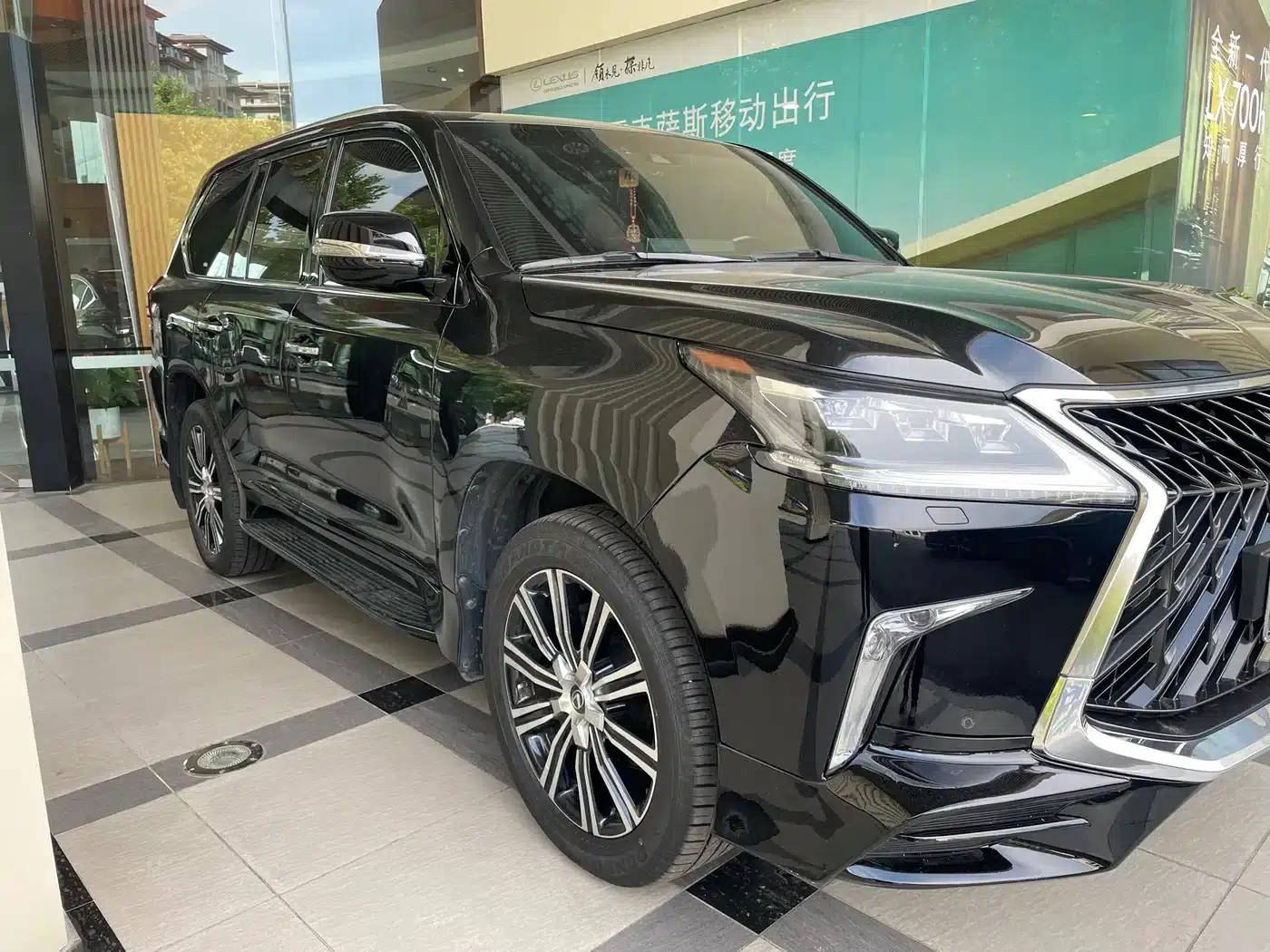 2015 Lexus LX570 Middle East Edition — миниатюра 9