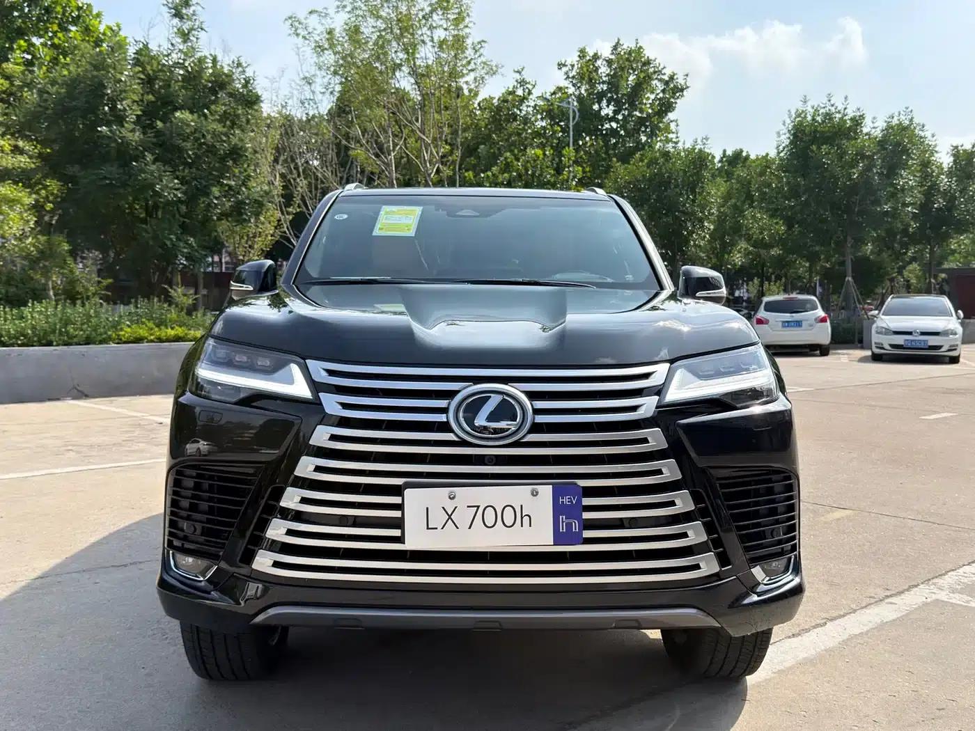 Lexus LX 2025 700h Territory Edition — миниатюра 1