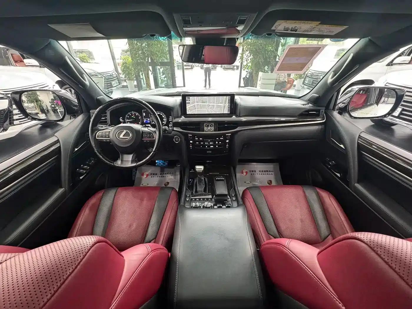 Lexus LX 2019 5.7L Middle East Limited Edition — миниатюра 5