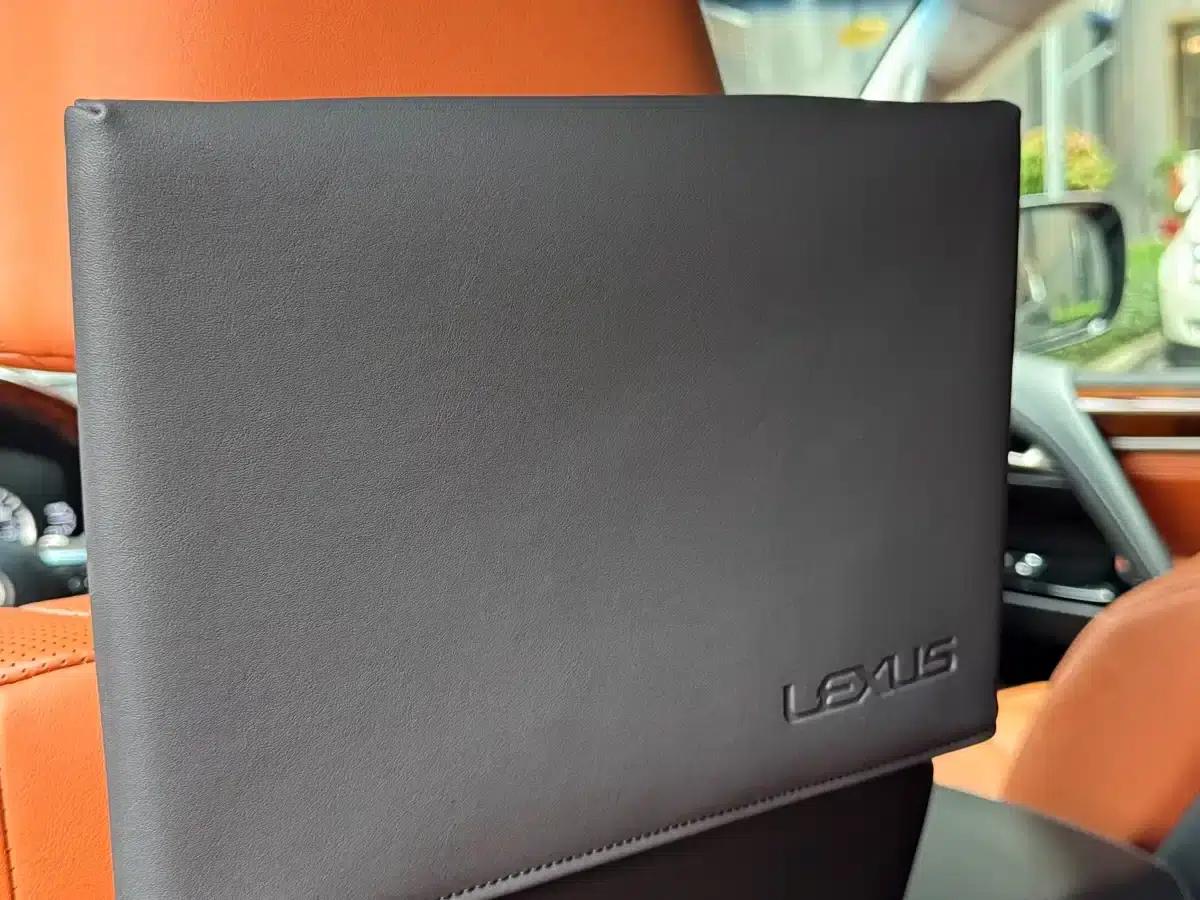 2016 Lexus LX 570 Premium Luxury Edition — миниатюра 15