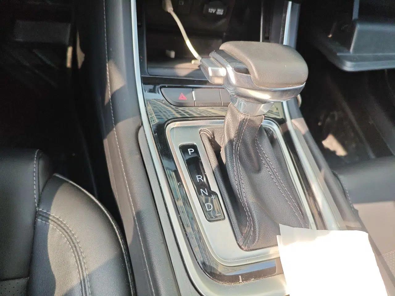 CHANGAN Ruicheng CC 2022 Blue Whale Edition 1.5T DCT Luxury Model — миниатюра 14