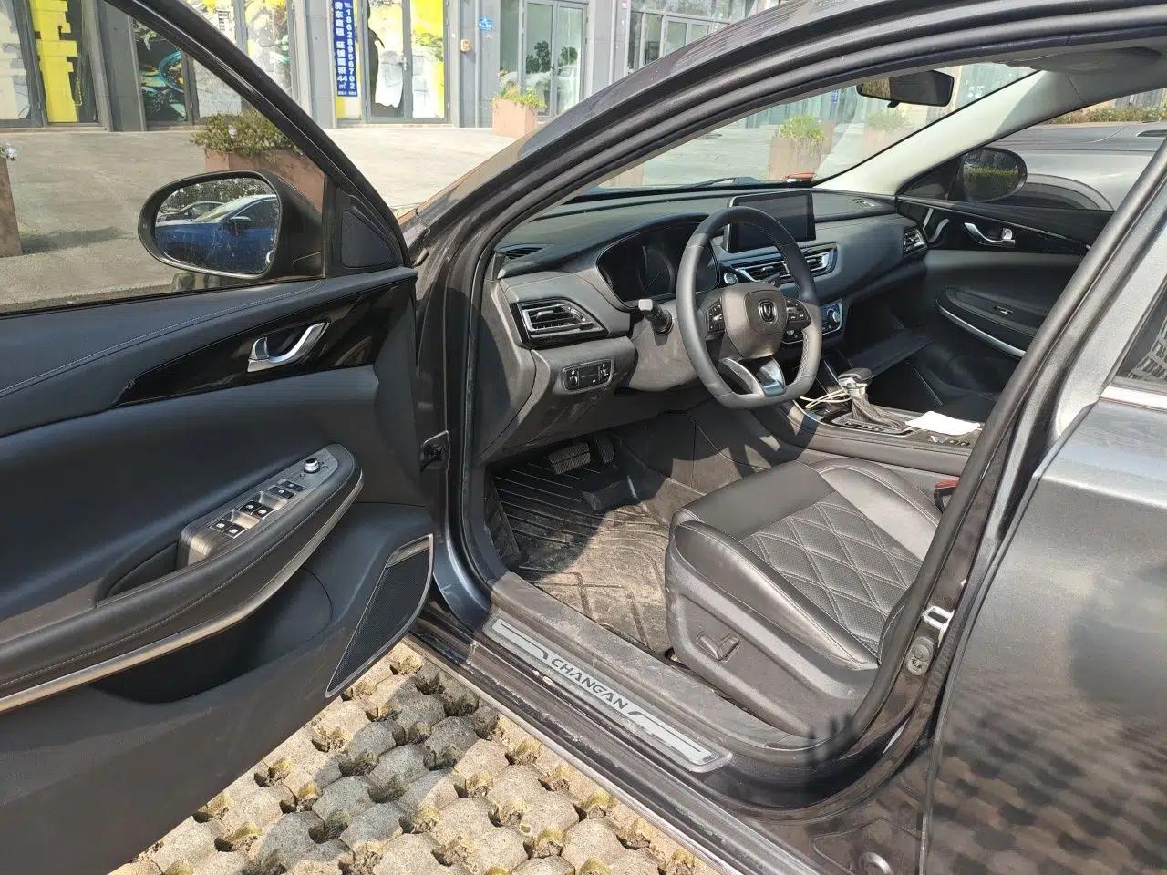 CHANGAN Ruicheng CC 2022 Blue Whale Edition 1.5T DCT Luxury Model — миниатюра 16
