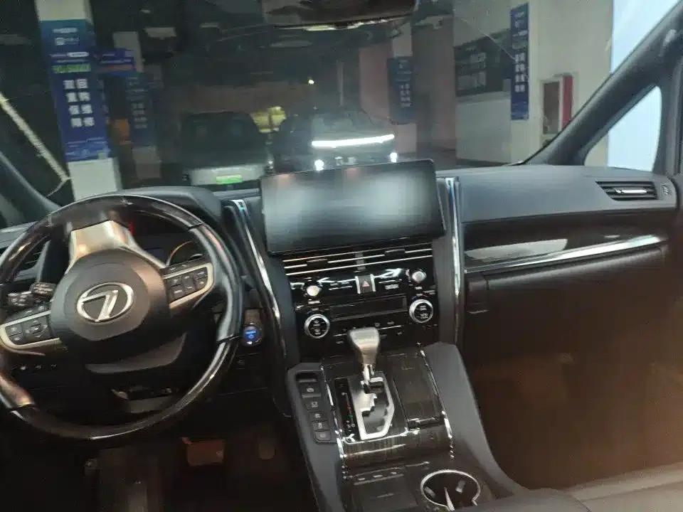Lexus LM 2020 300h 7-Seat Elegant Edition — миниатюра 13