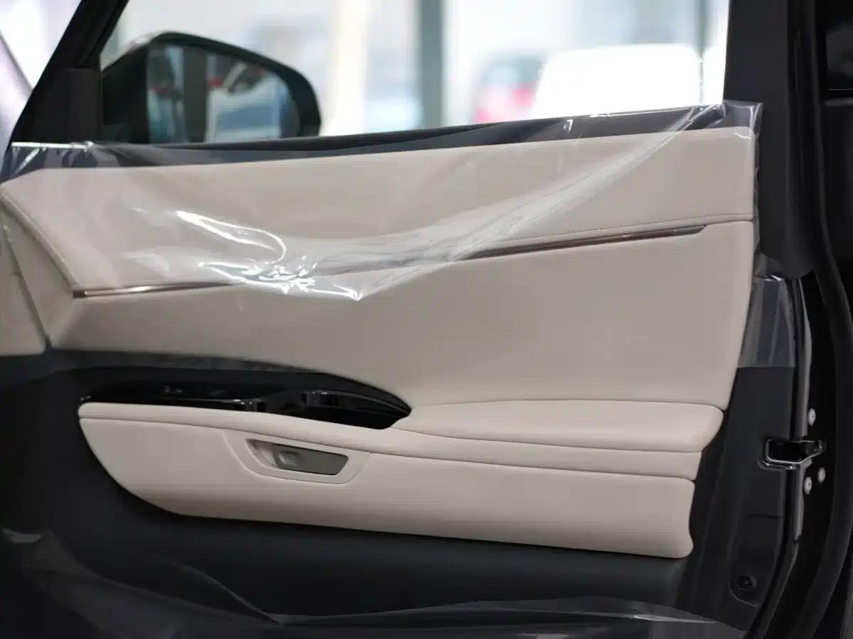 Lexus LM 2025 500h Six-Seat Premium Edition — миниатюра 3