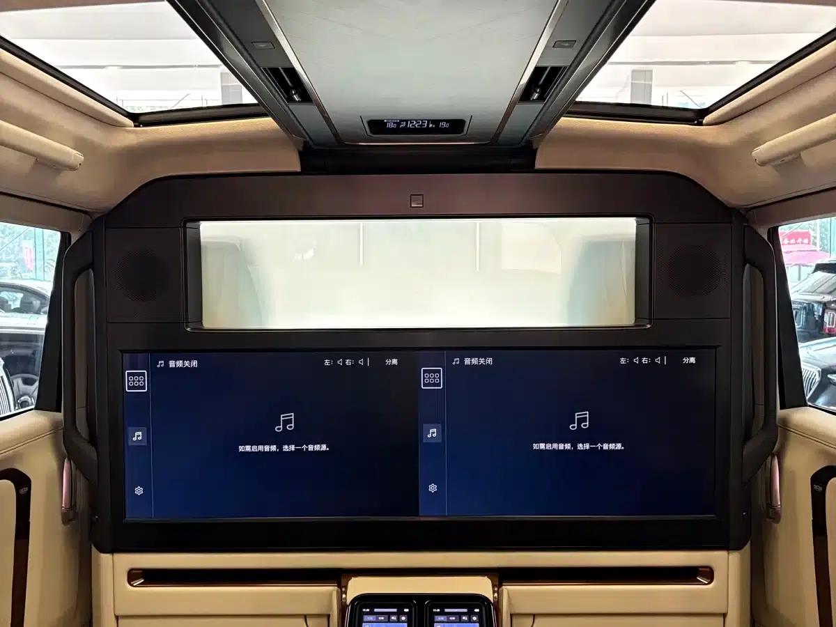 Lexus LM 500h 2025 Four-Seat Executive Edition — миниатюра 23