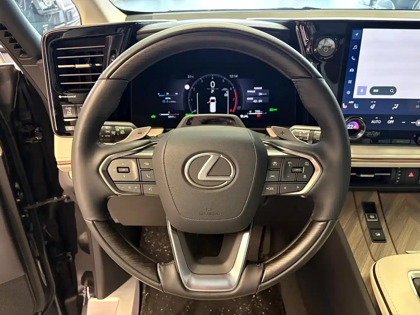 Lexus LM 500h 2025 Four-Seat Executive Edition — миниатюра 10