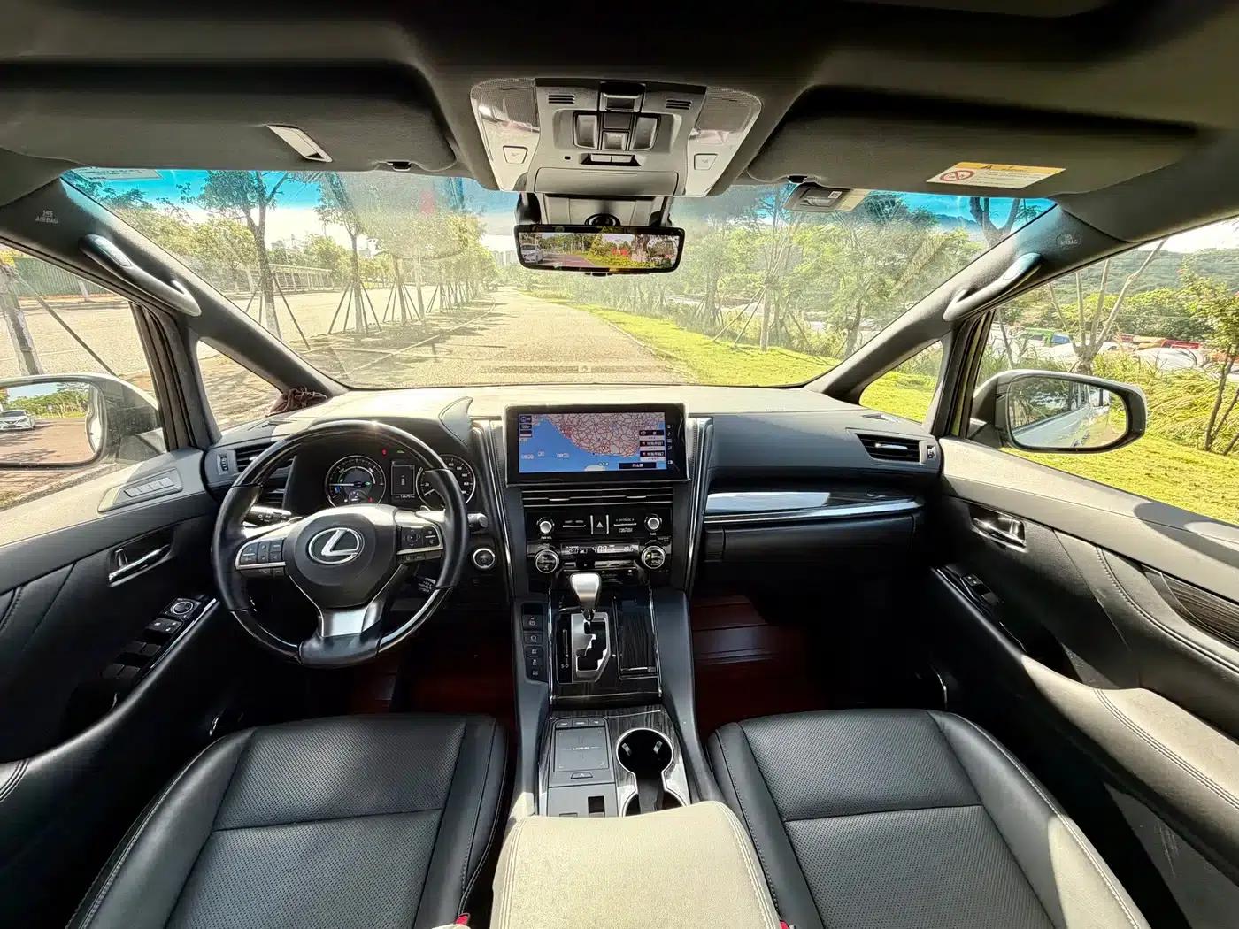 Lexus LM 2020 300h Four-Seat Executive Edition — миниатюра 8