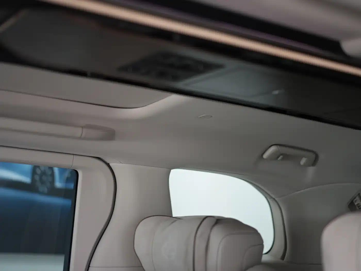 Lexus LM 2025 500h Six-Seat Premium Edition — миниатюра 22