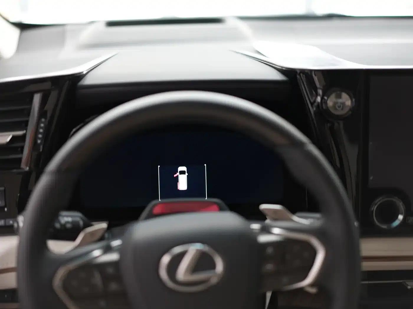 Lexus LM 2025 500h Six-Seat Premium Edition — миниатюра 25