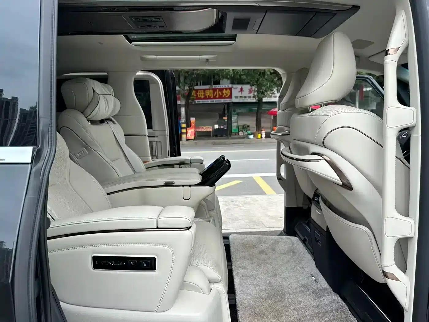 Lexus LM 2023 350h 7-Seat Elegant Edition — миниатюра 8
