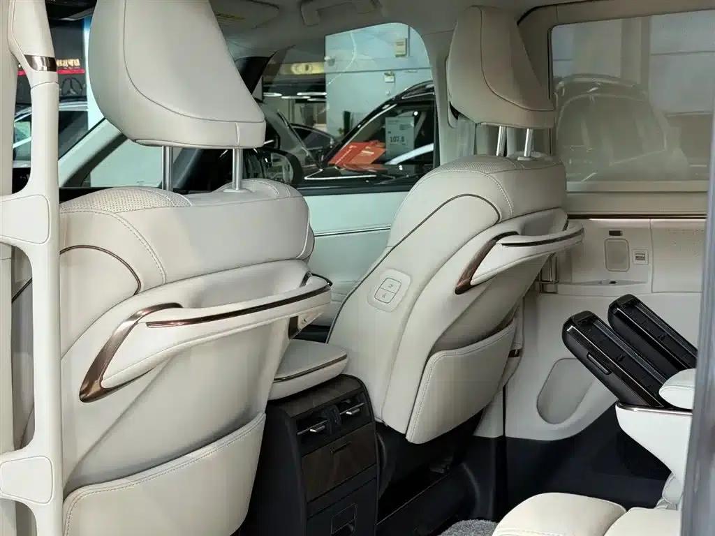 Lexus LM 2025 500h Six-Seat Premium Edition — миниатюра 11