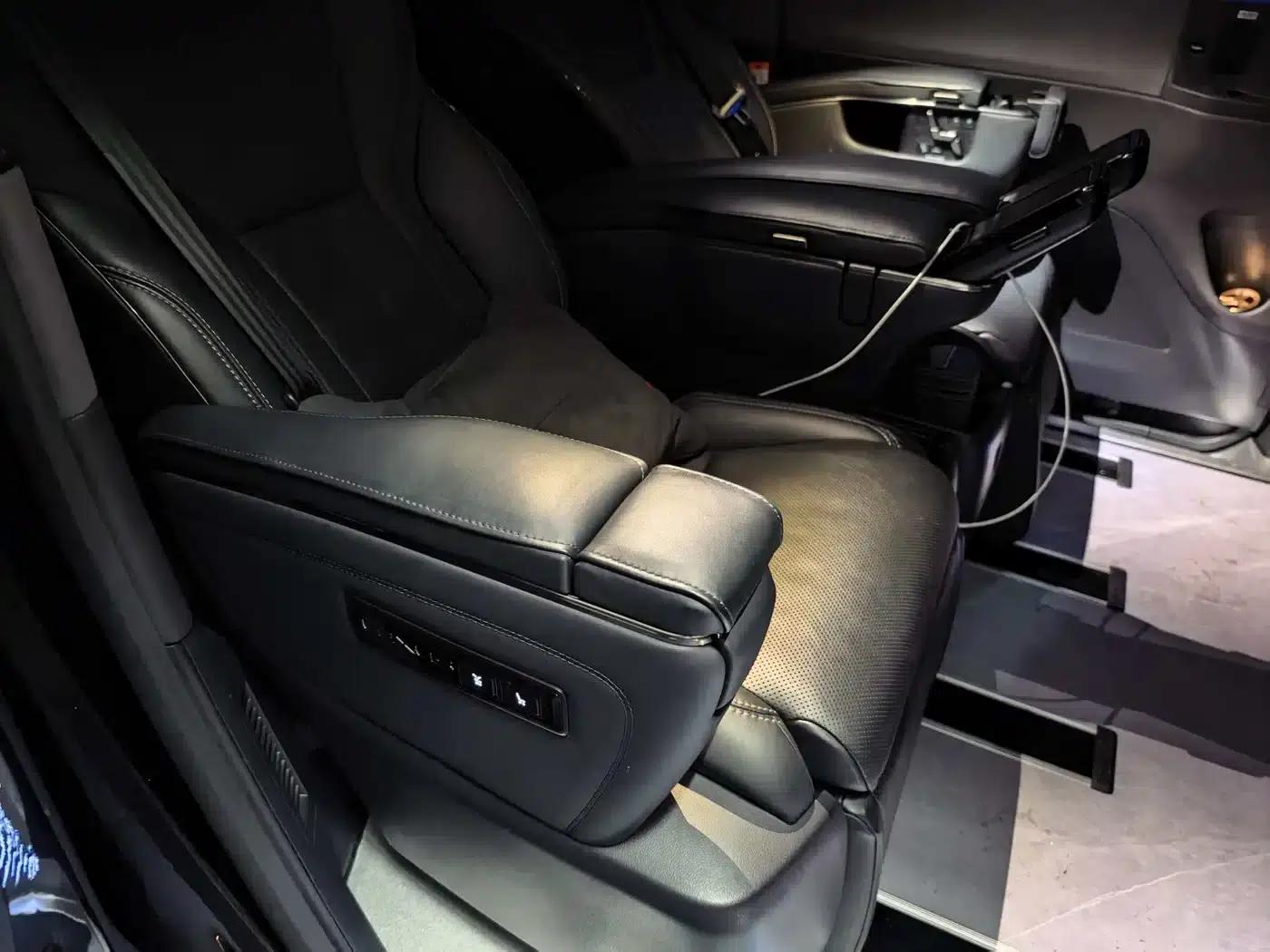 Lexus LM 2023 350h 7-Seat Elegant Edition — миниатюра 8