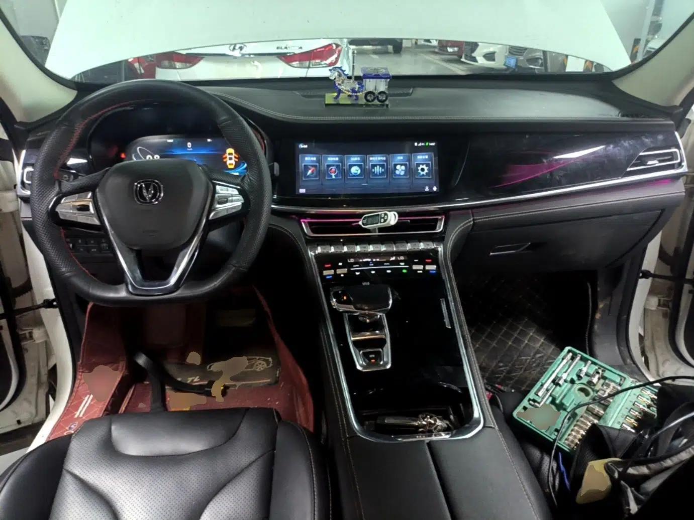 CHANGAN CS85 COUPE 2019 2.0T Automatic Smart Version China VI Standard — миниатюра 12