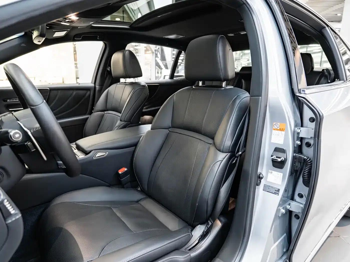 Lexus LS 2021 500h Premium Edition — миниатюра 11