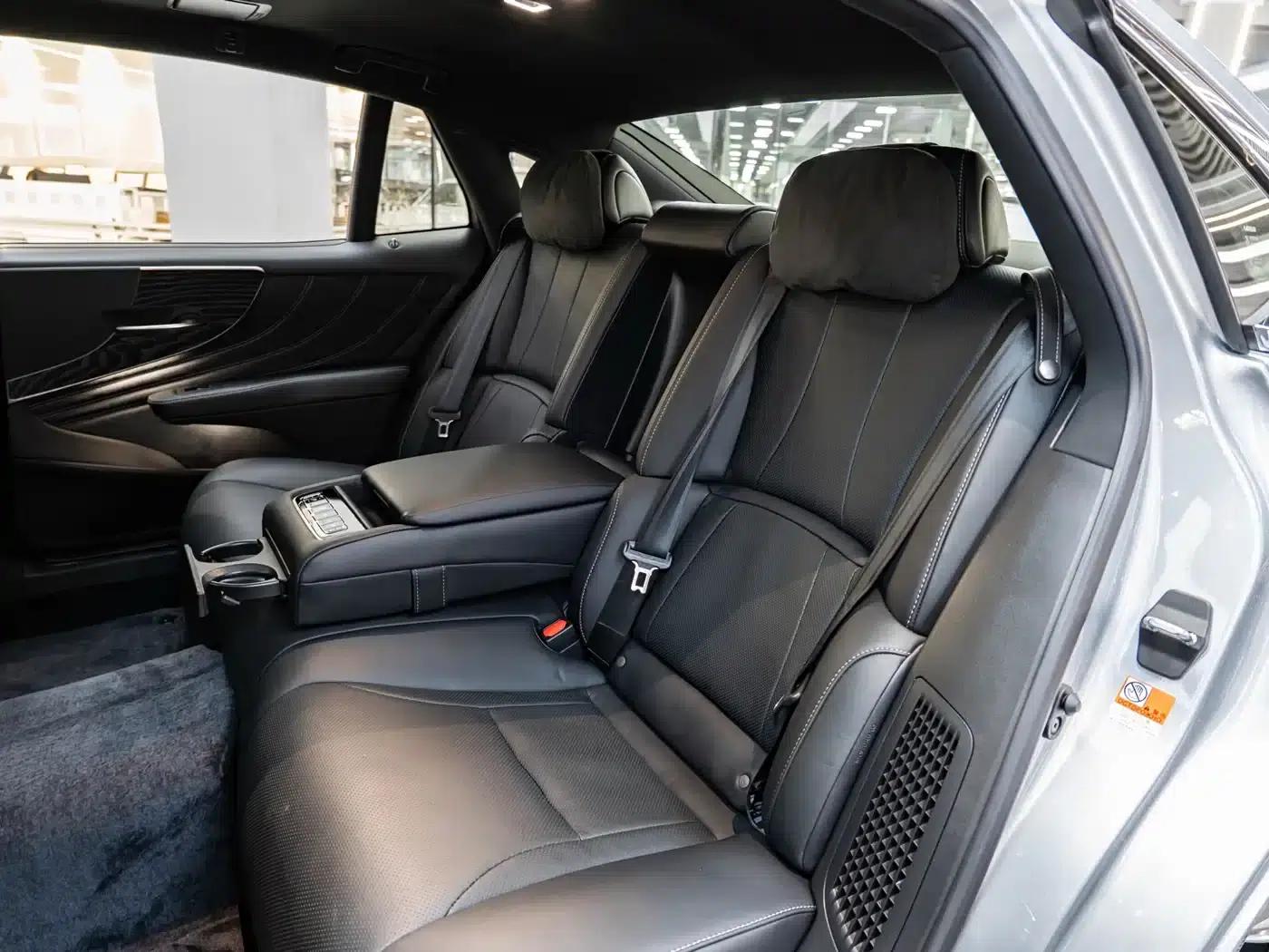 Lexus LS 2021 500h Premium Edition — миниатюра 12