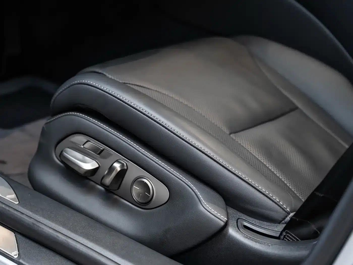 Lexus LS 2021 500h Premium Edition — миниатюра 19