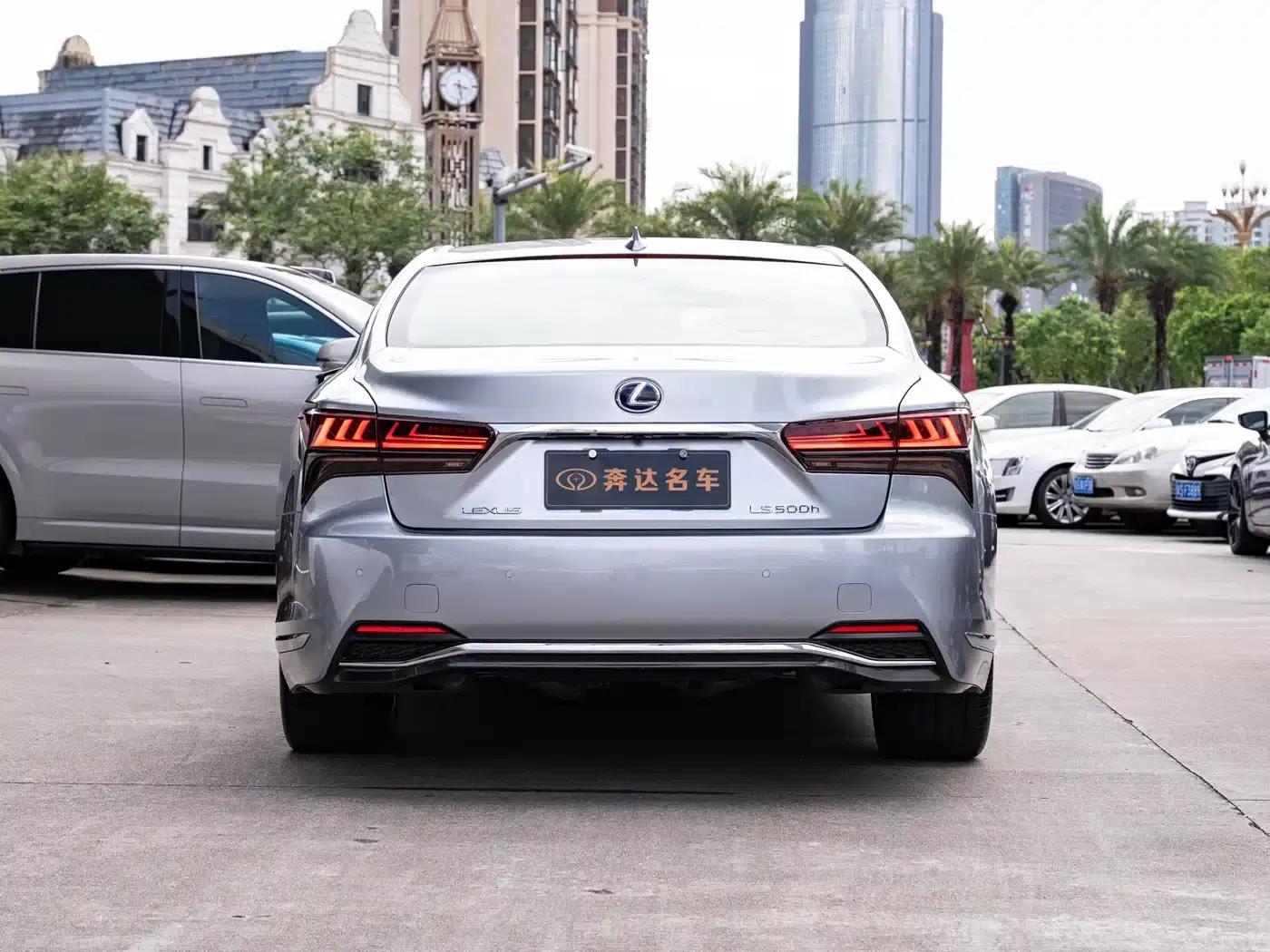 Lexus LS 2021 500h Premium Edition — миниатюра 5