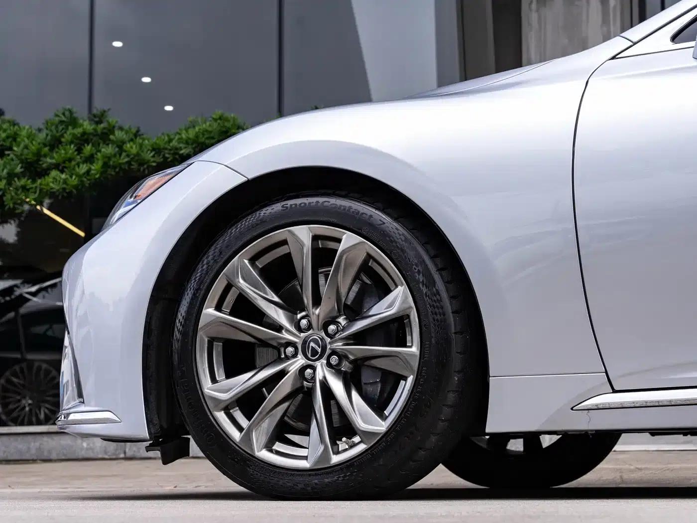 Lexus LS 2021 500h Premium Edition — миниатюра 8