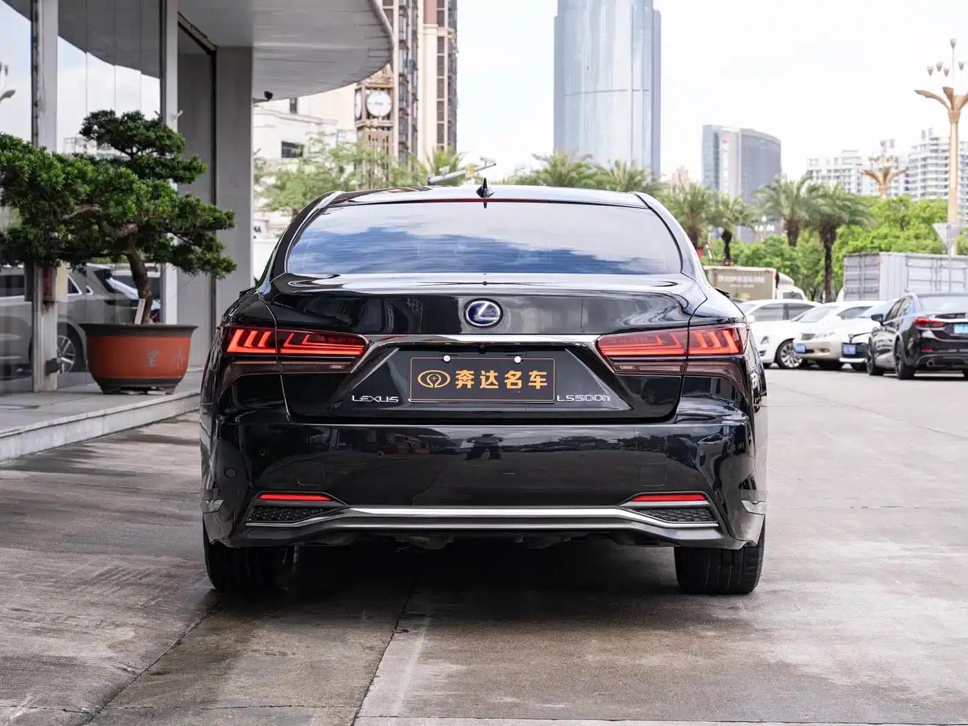 Lexus LS 2021 500h Premium Edition — миниатюра 5