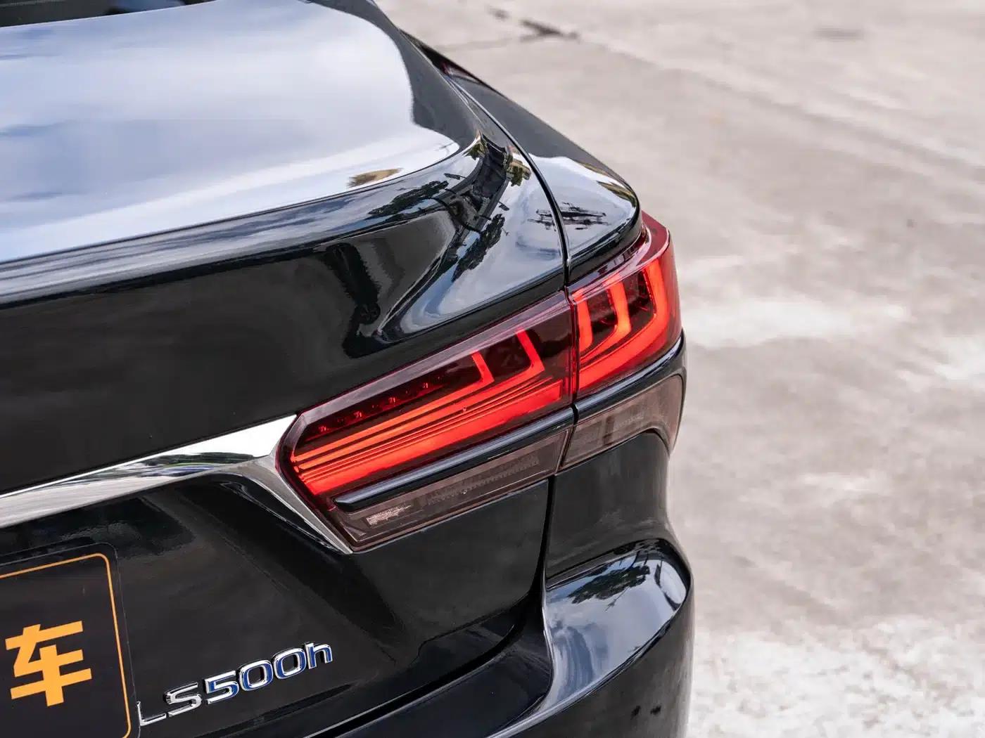 Lexus LS 2021 500h Premium Edition — миниатюра 7