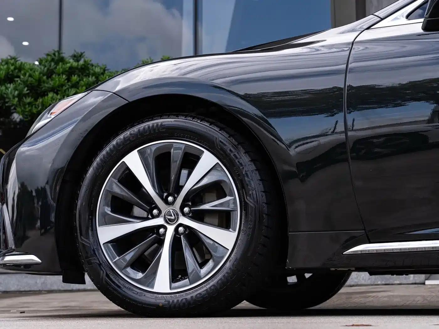 Lexus LS 2021 500h Premium Edition — миниатюра 8