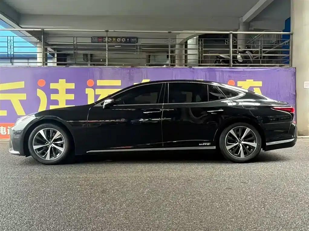 Lexus LS 2021 500h Premium Edition — миниатюра 3