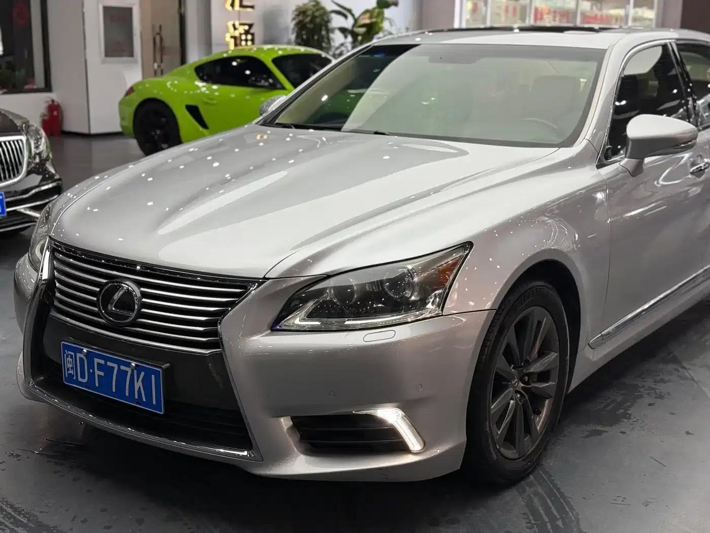 Lexus LS 2013 460L Luxury Edition — миниатюра 2