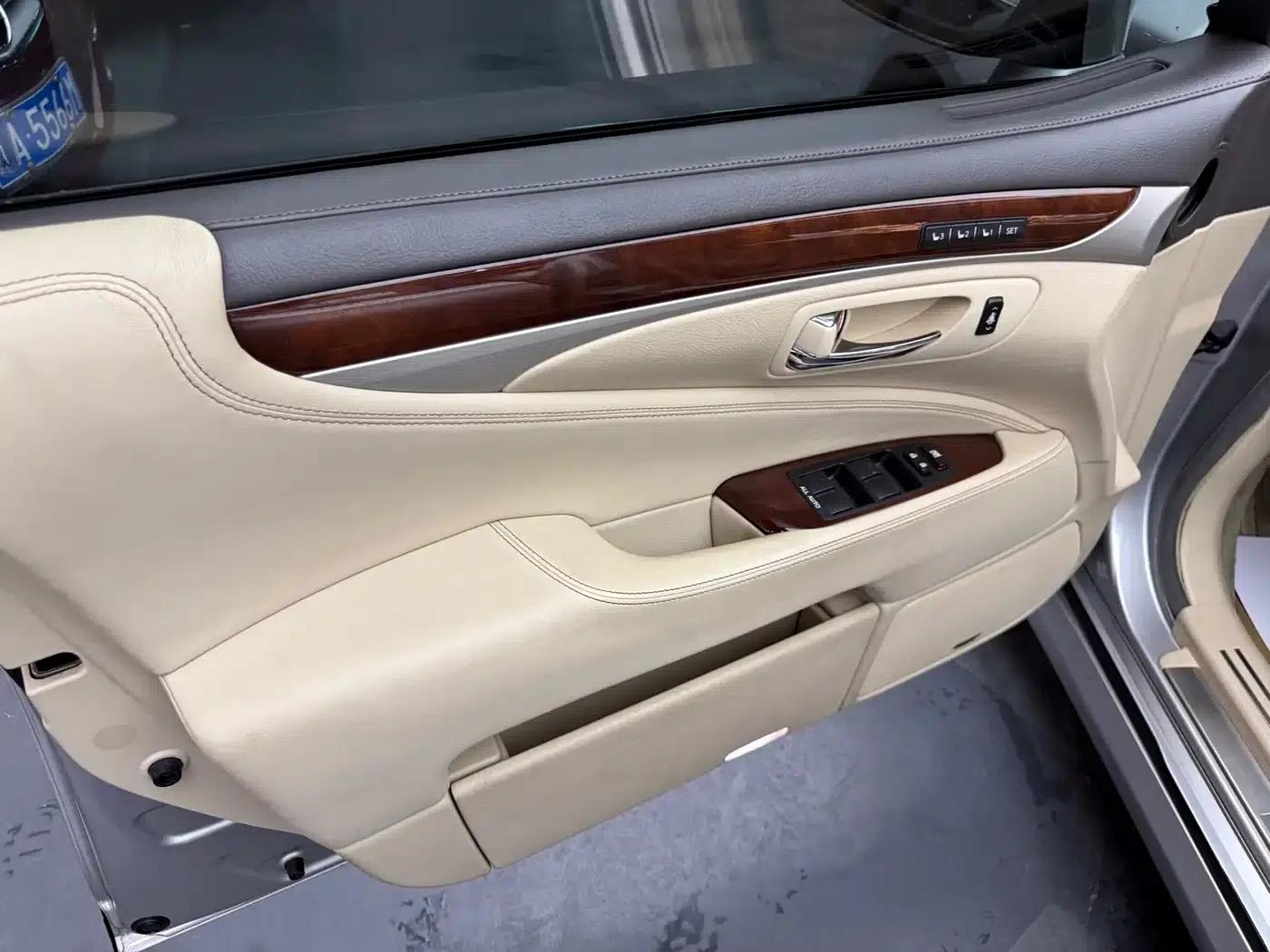 Lexus LS 2013 460L Luxury Edition — миниатюра 13