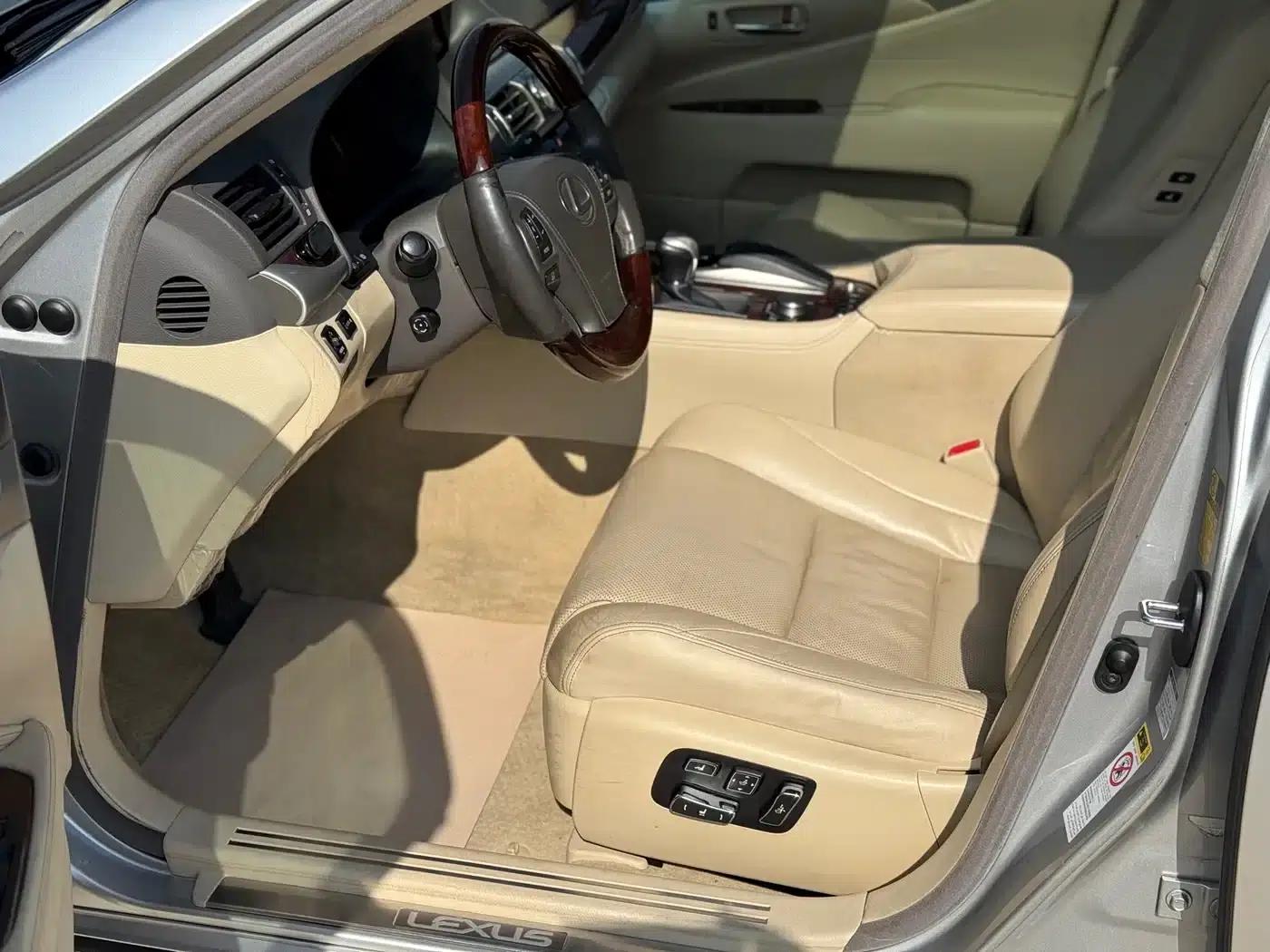 Lexus LS 2013 460L Luxury Edition — миниатюра 25