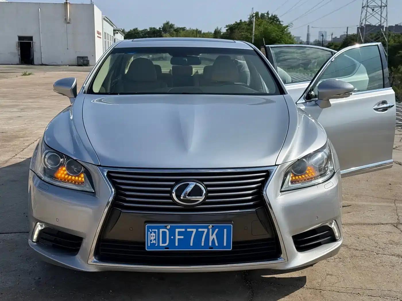 Lexus LS 2013 460L Luxury Edition — миниатюра 27