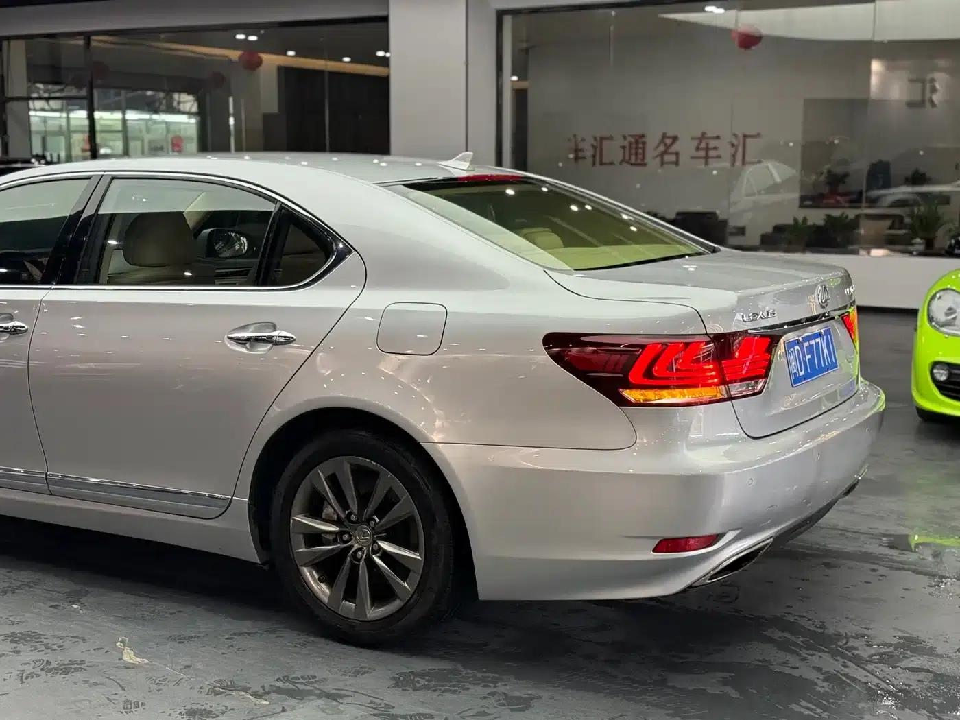 Lexus LS 2013 460L Luxury Edition — миниатюра 7