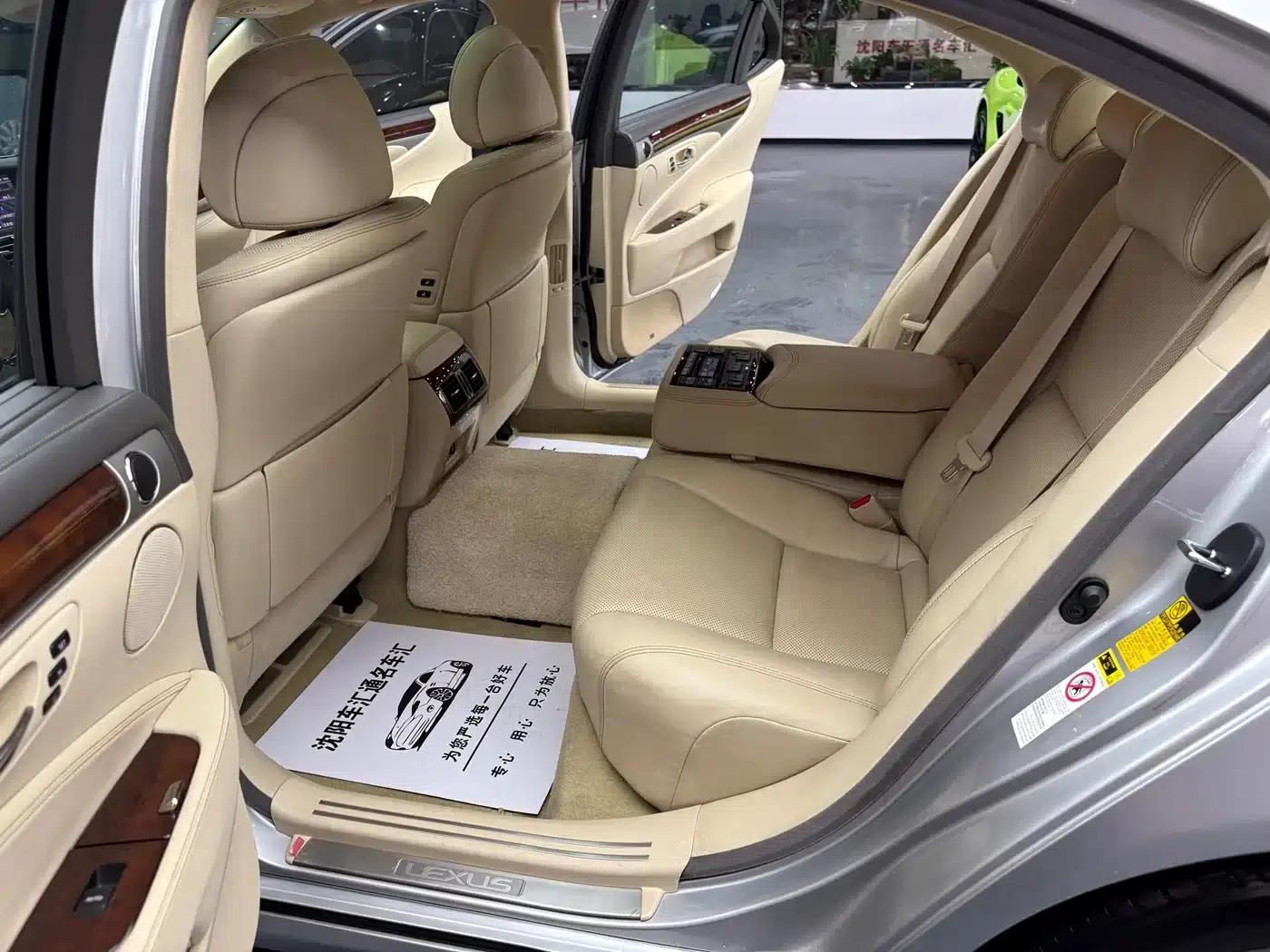 Lexus LS 2013 460L Luxury Edition — миниатюра 10