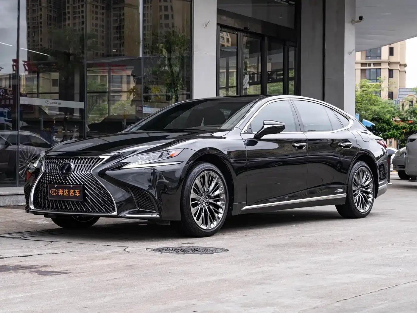 Lexus LS 2018 500h Executive Edition (China V emission standard) — миниатюра 1