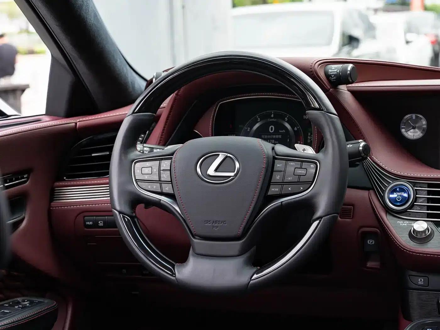 Lexus LS 2018 500h Executive Edition (China V emission standard) — миниатюра 14