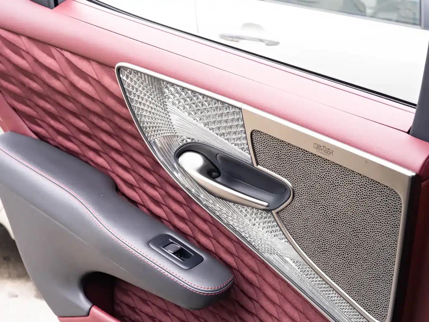 Lexus LS 2018 500h Executive Edition (China V emission standard) — миниатюра 18