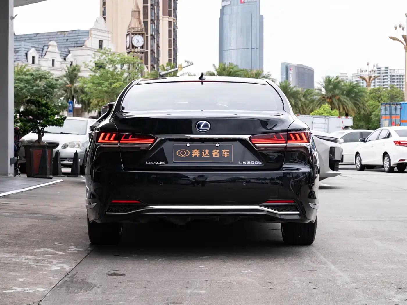 Lexus LS 2018 500h Executive Edition (China V emission standard) — миниатюра 5