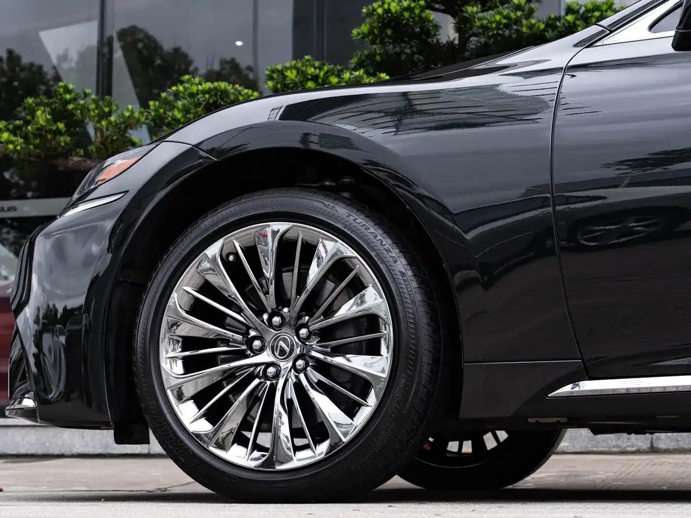 Lexus LS 2018 500h Executive Edition (China V emission standard) — миниатюра 8