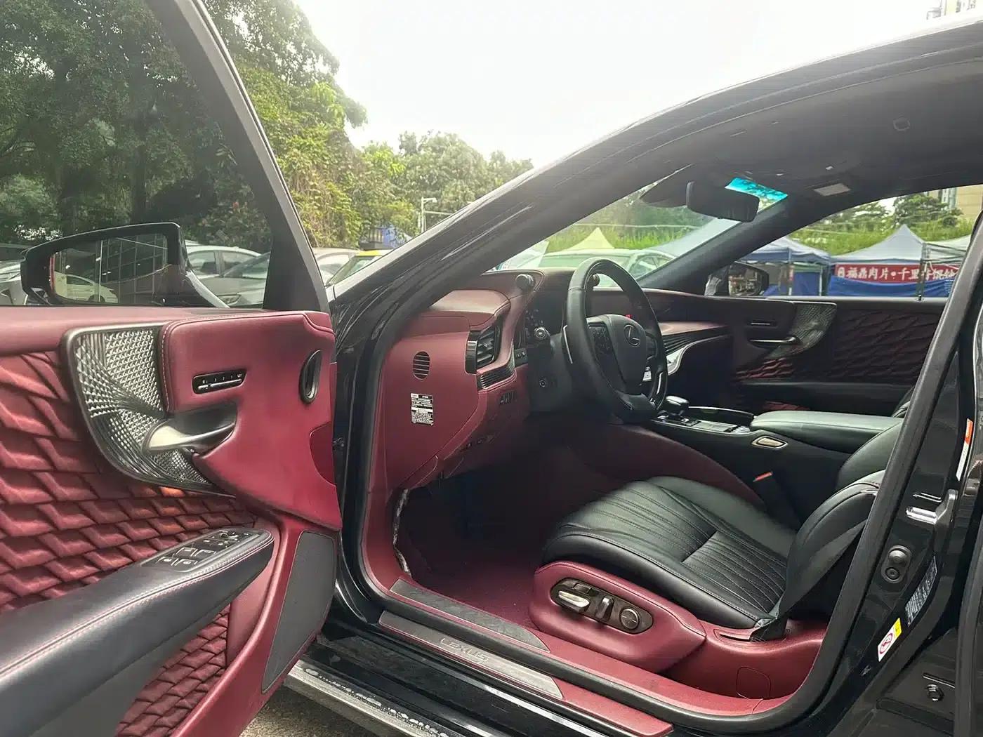 Lexus LS 2018 500h Executive Edition (China V emission standard) — миниатюра 6