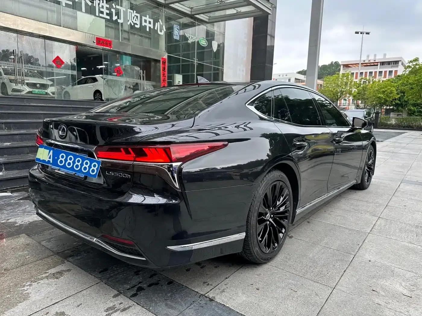 Lexus LS 2018 500h Executive Edition (China V emission standard) — миниатюра 7
