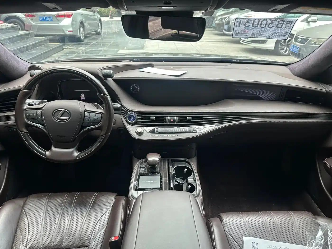 Lexus LS 2018 500h Luxury Edition (China V emission standard) — миниатюра 5