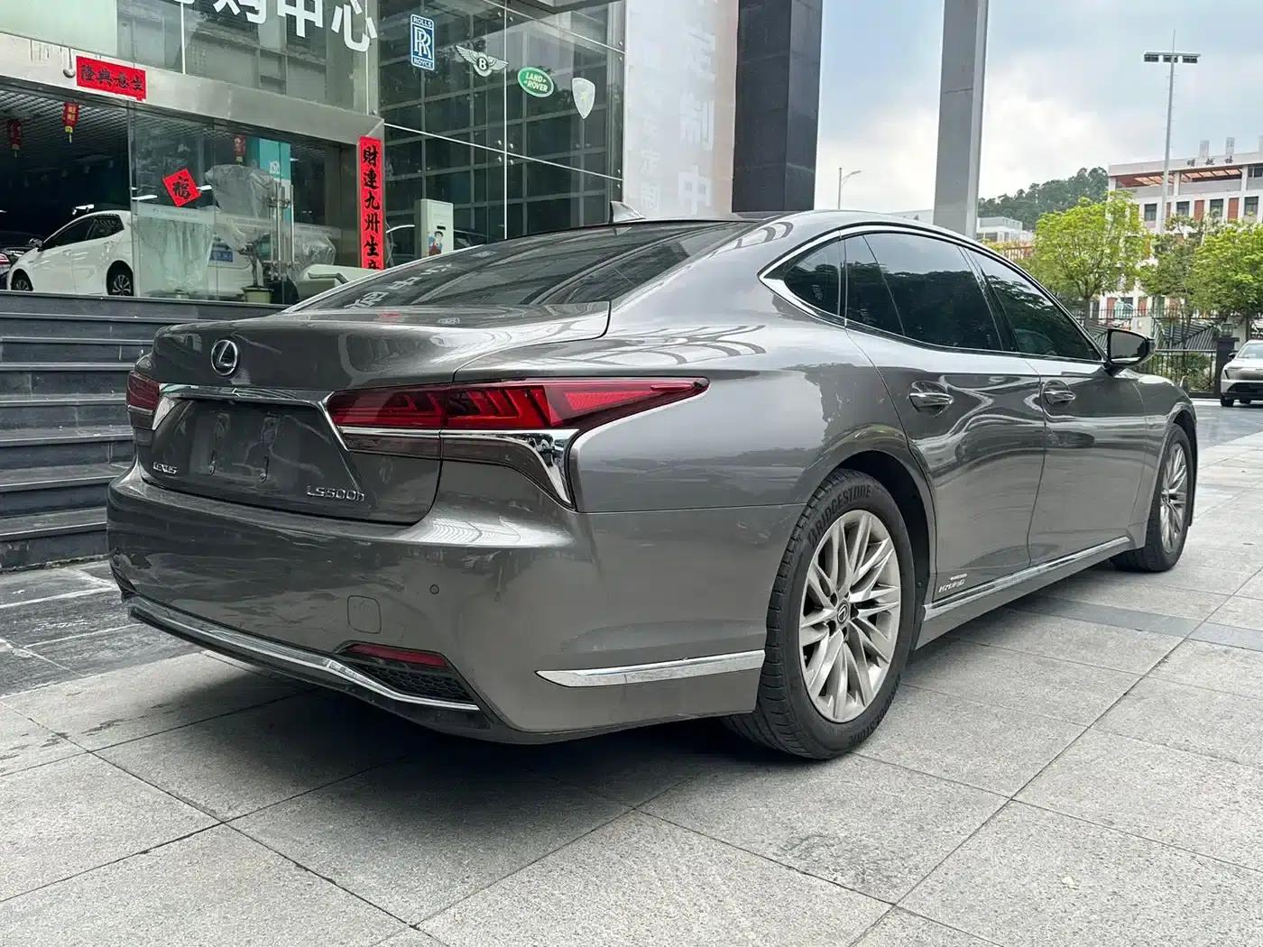 Lexus LS 2018 500h Luxury Edition (China V emission standard) — миниатюра 7