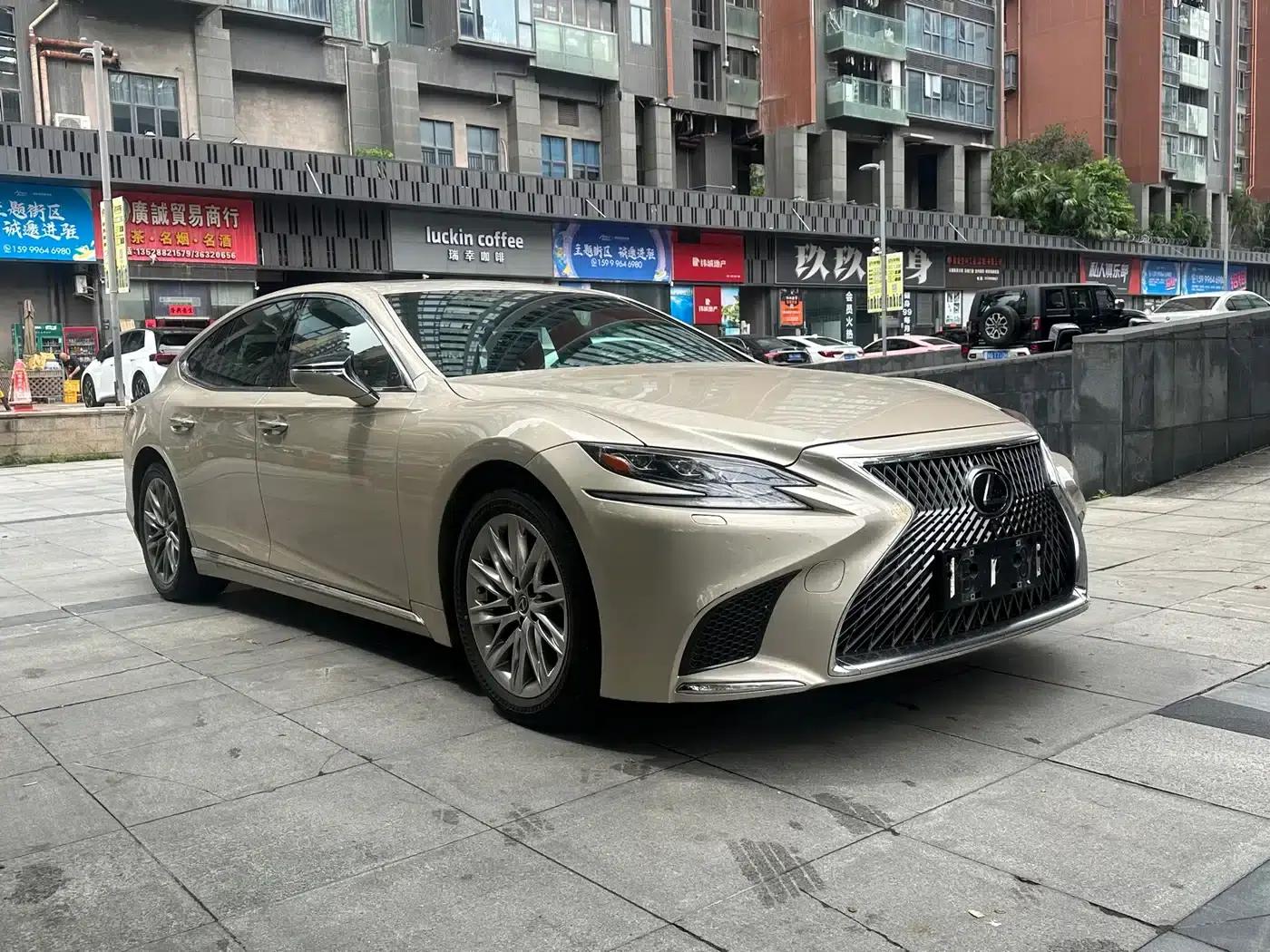 Lexus LS 2018 350 Luxury Edition (China V emission standard) — миниатюра 3