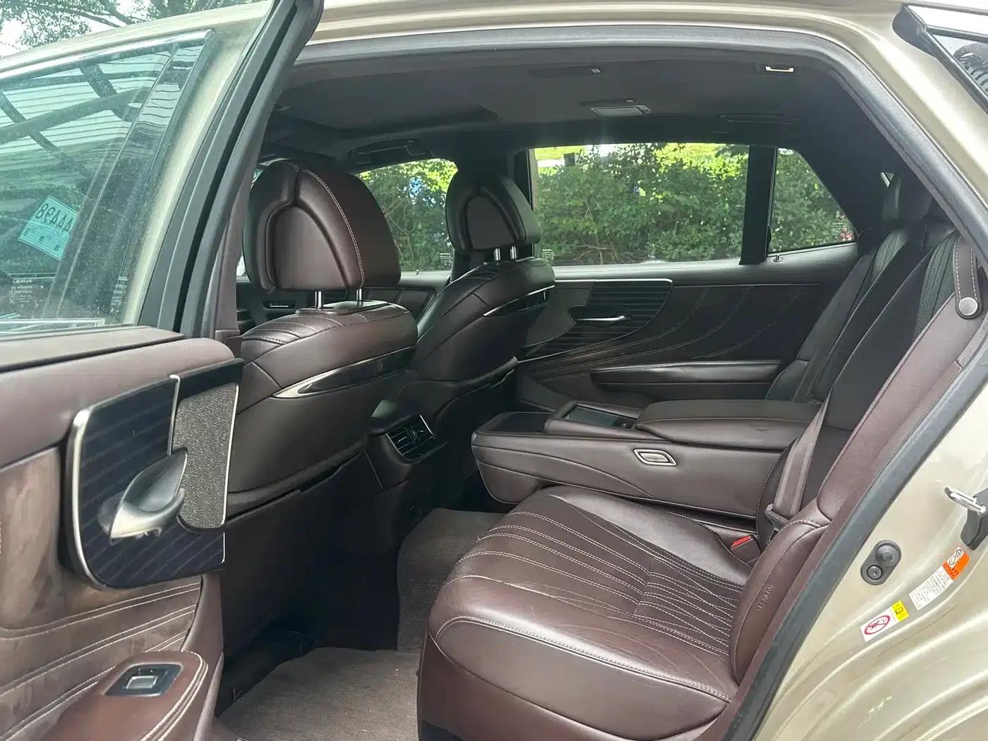 Lexus LS 2018 350 Luxury Edition (China V emission standard) — миниатюра 6