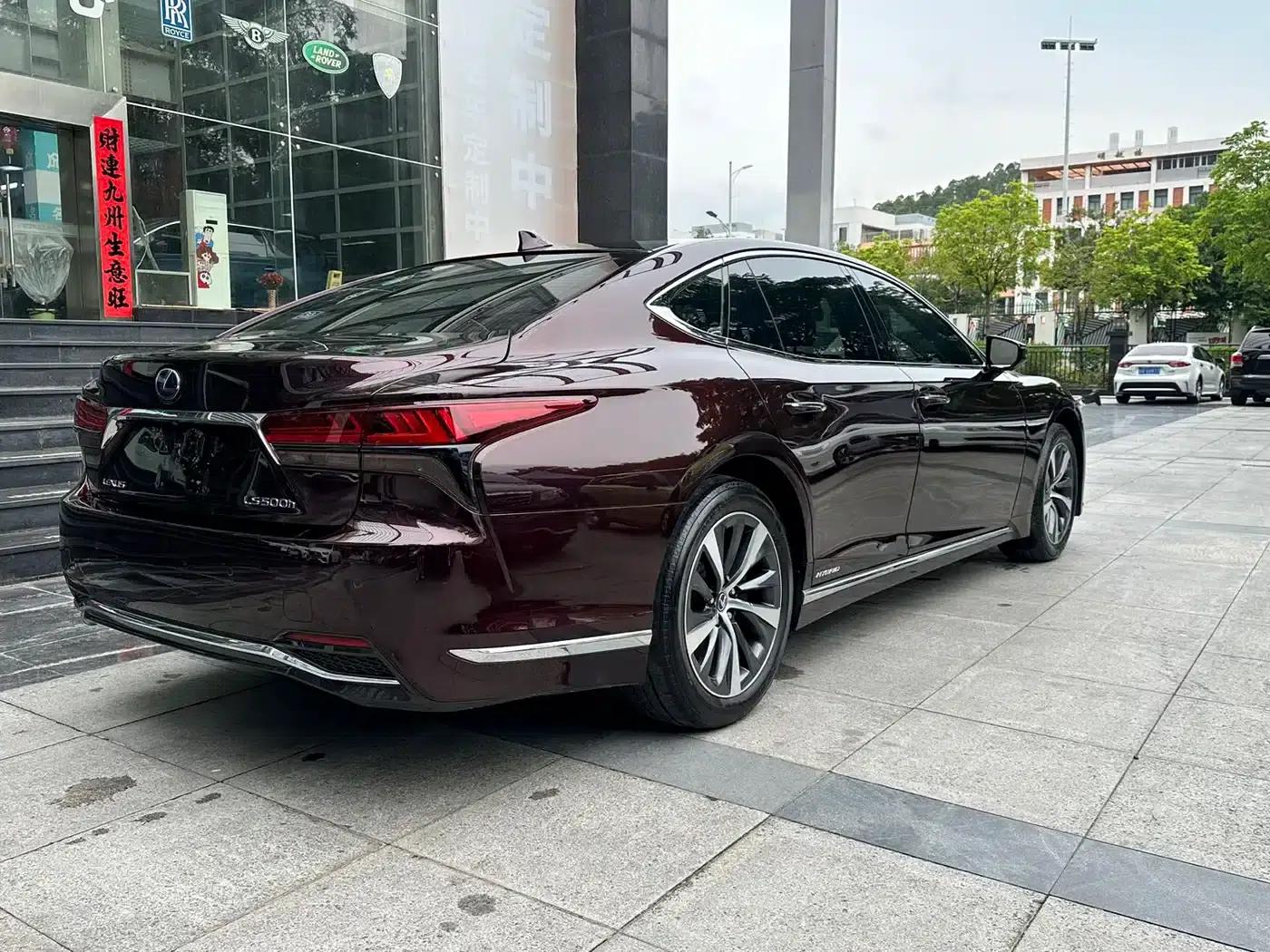 Lexus LS 2021 500h Premium Edition — миниатюра 7