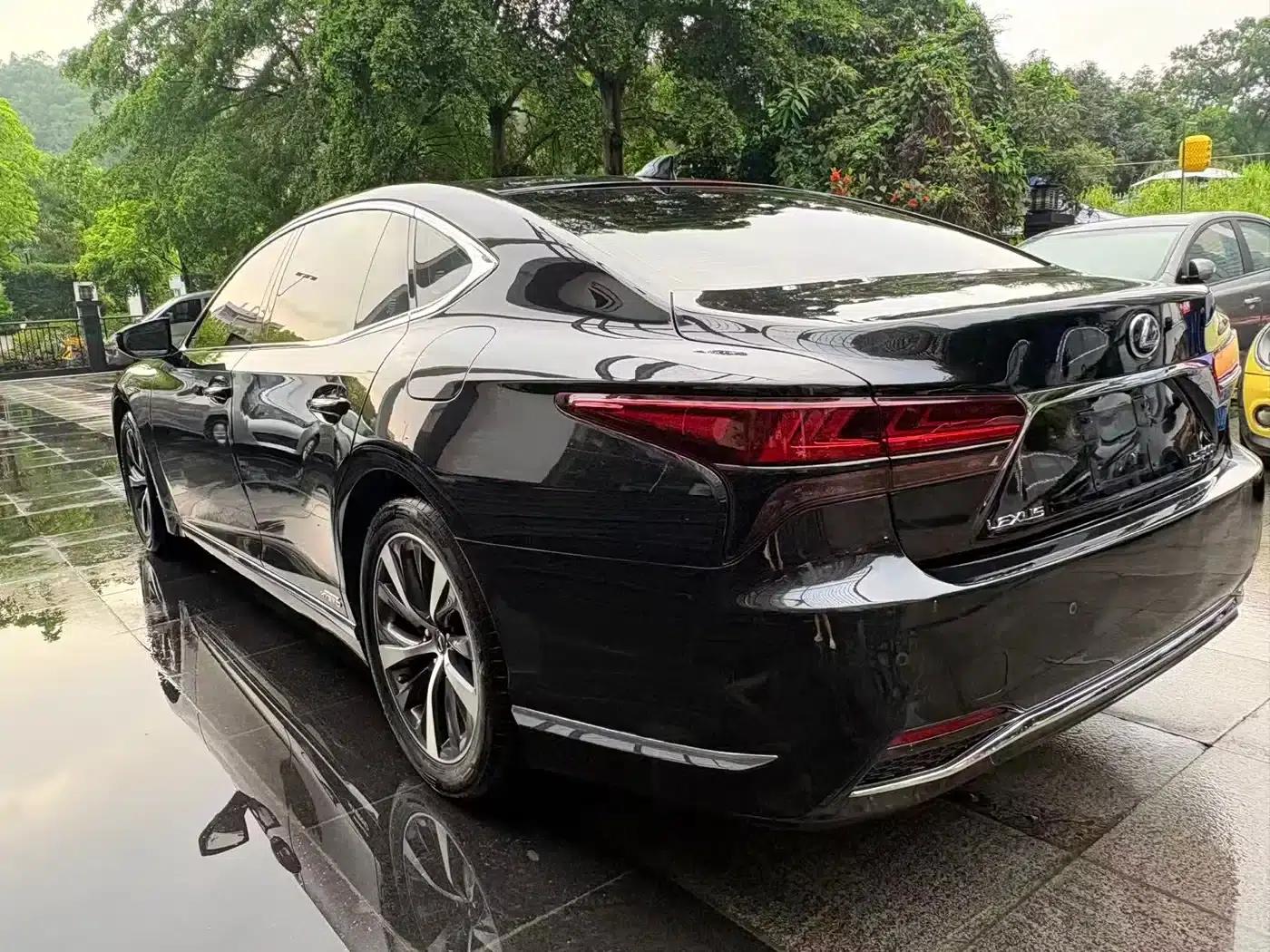 Lexus LS 2021 500h Premium Edition — миниатюра 10