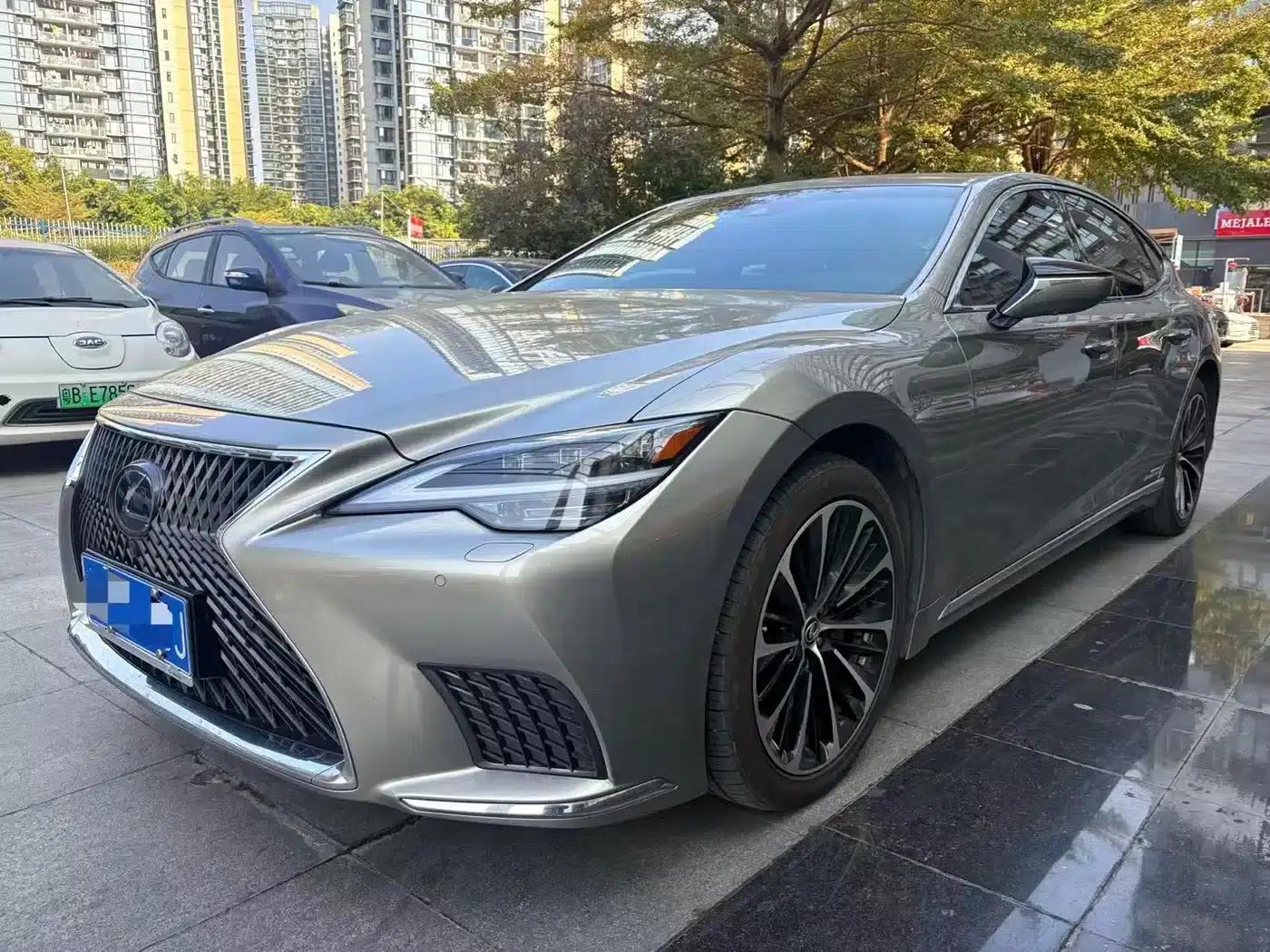 Lexus LS 2021 500h Premium Edition — миниатюра 1