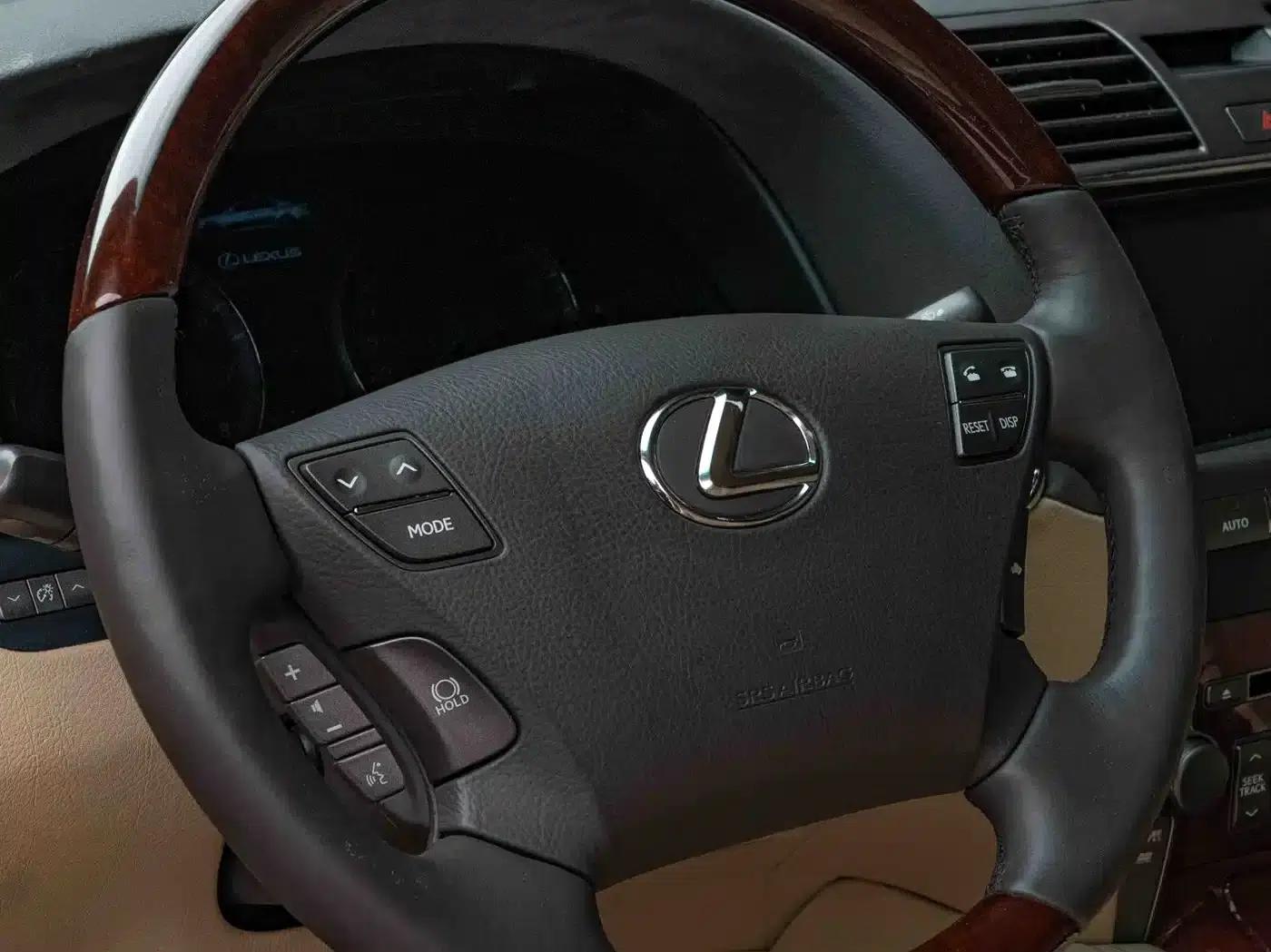 Lexus LS 2006 460L Premium Edition — миниатюра 13